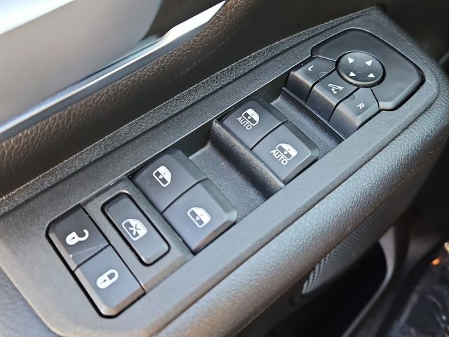 Certified 2025 RAM 1500 Big Horn image 24