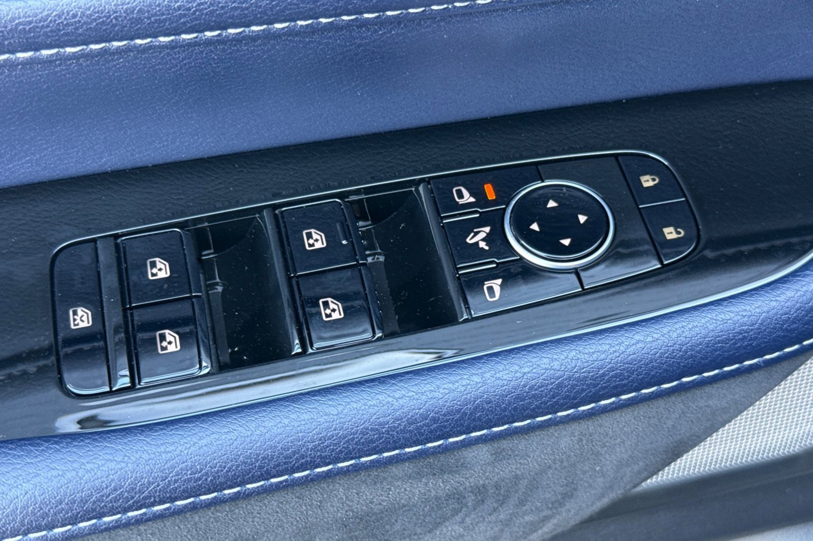 New 2026 INFINITI QX80 4WD w/ Sport Exterior Package image 11