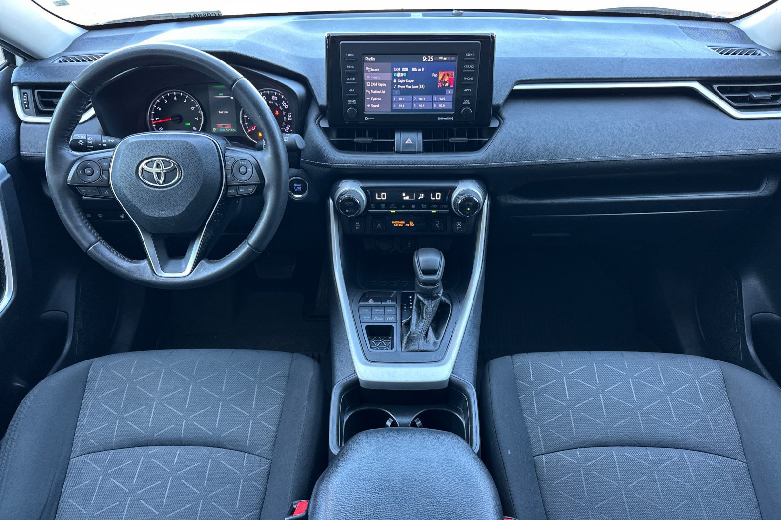 Certified 2021 Toyota RAV4 XLE w/ XLE Grade Weather Package AWD/4WD image 13