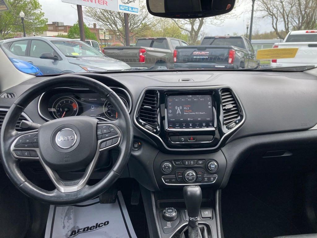 Used 2020 Jeep Cherokee Limited AWD/4WD image 6