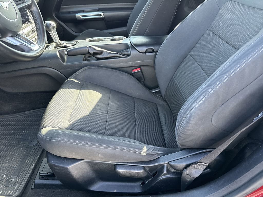 Used 2015 Ford Mustang Convertible image 11