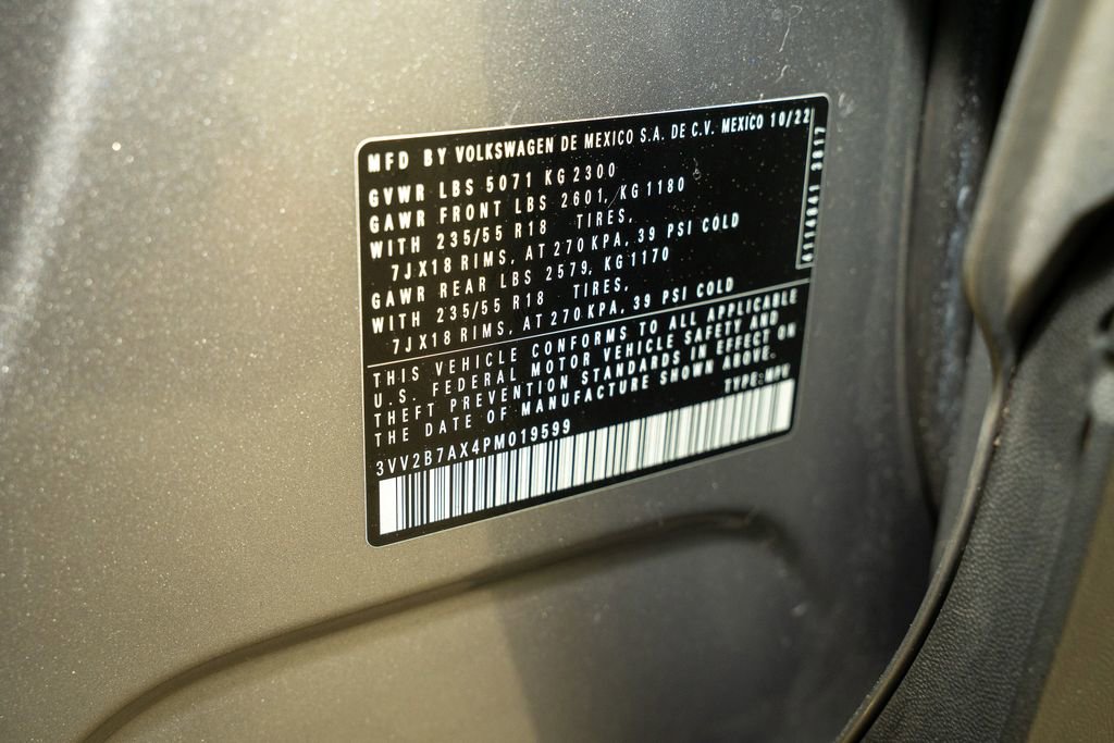 Used 2023 Volkswagen Tiguan SE image 20