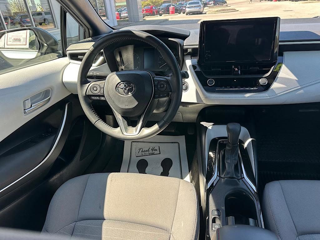 Certified 2023 Toyota Corolla SE w/ SE Premium Package image 21
