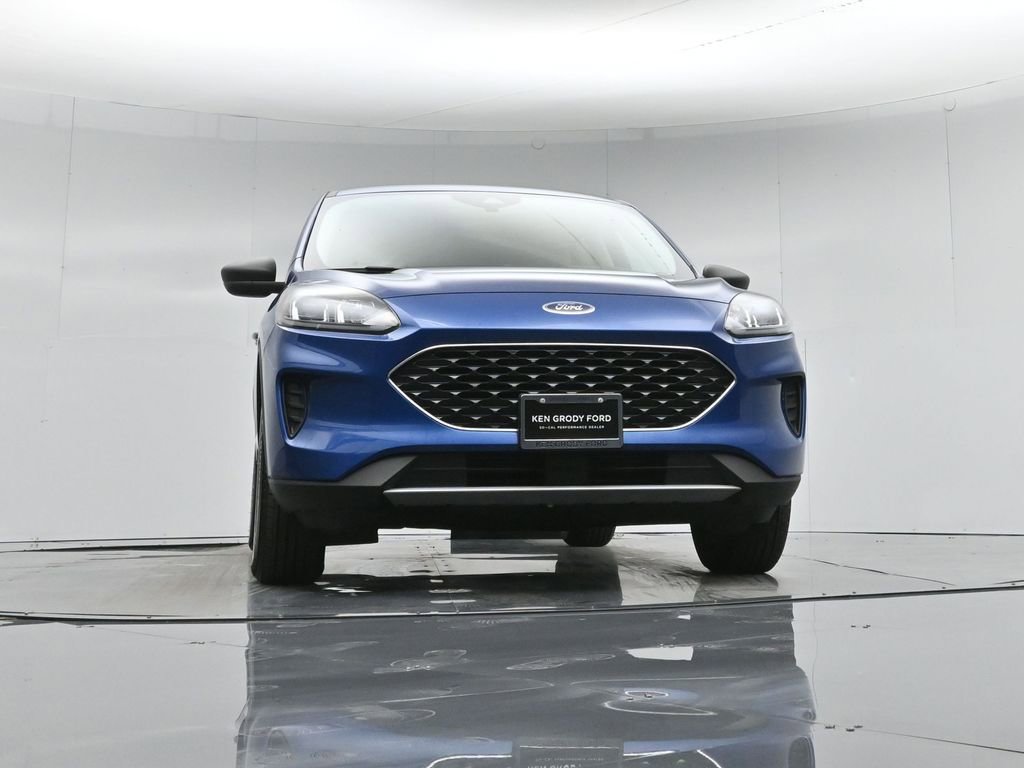 Used 2022 Ford Escape SE w/ Convenience Package FWD image 48