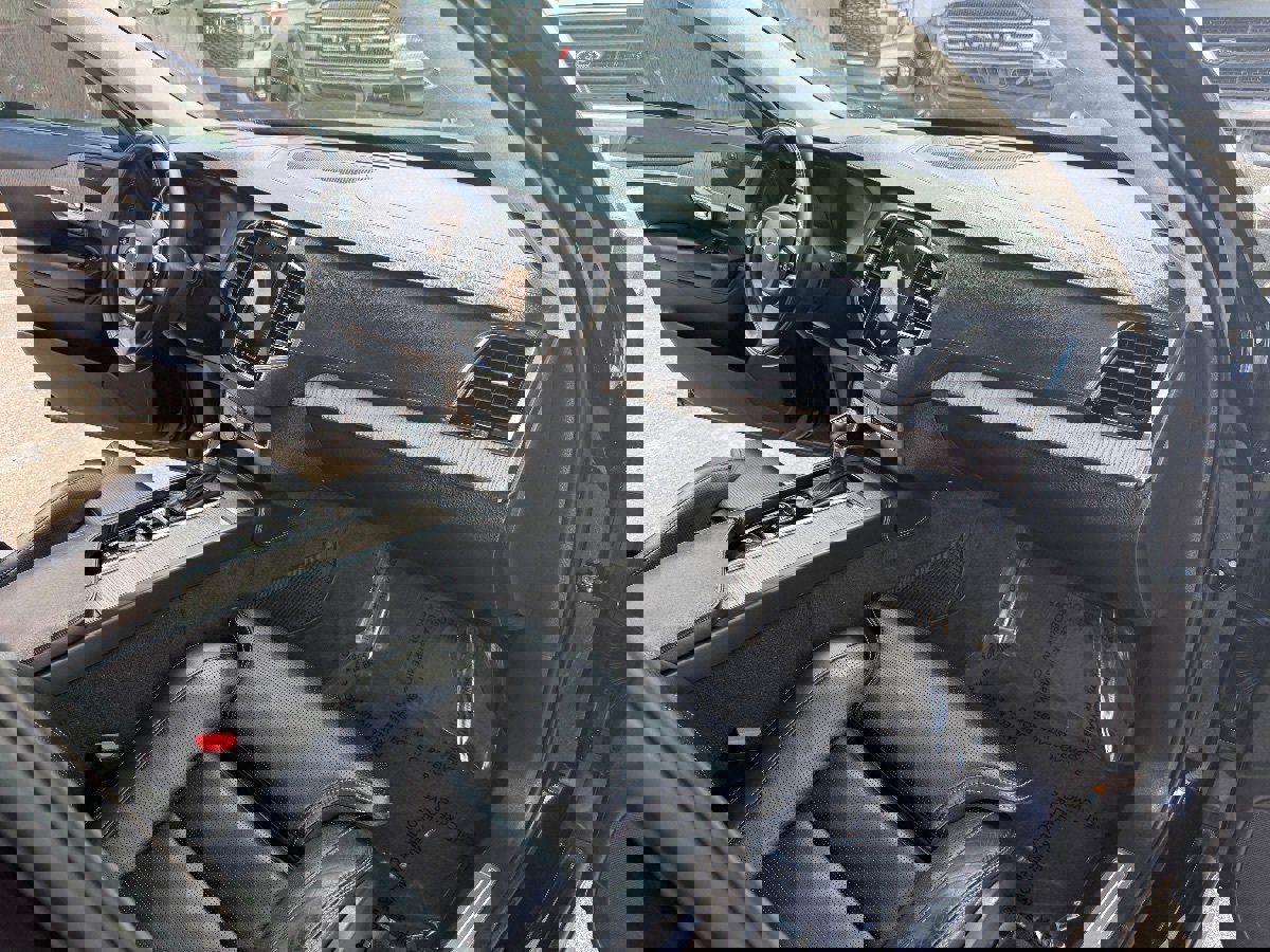 Used 2021 Volvo XC90 T6 Inscription image 16