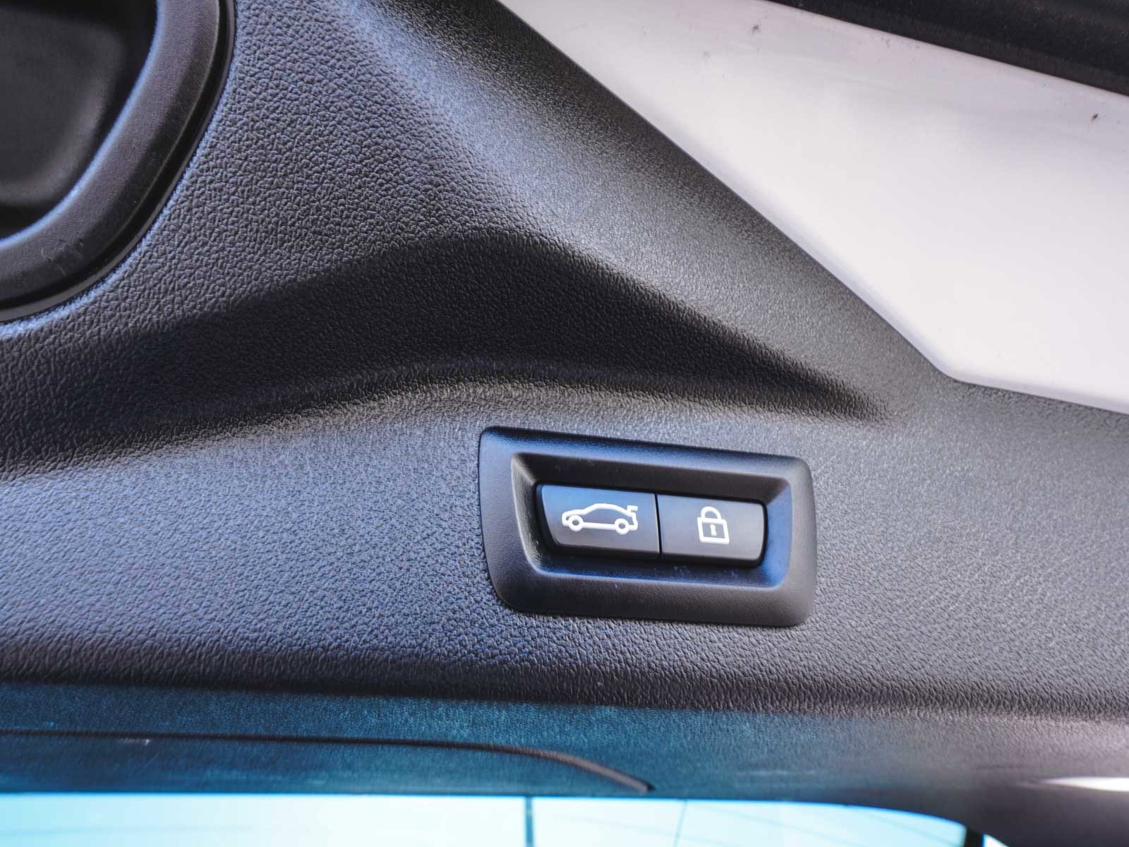 Used 2022 BMW ALPINA XB7 image 53