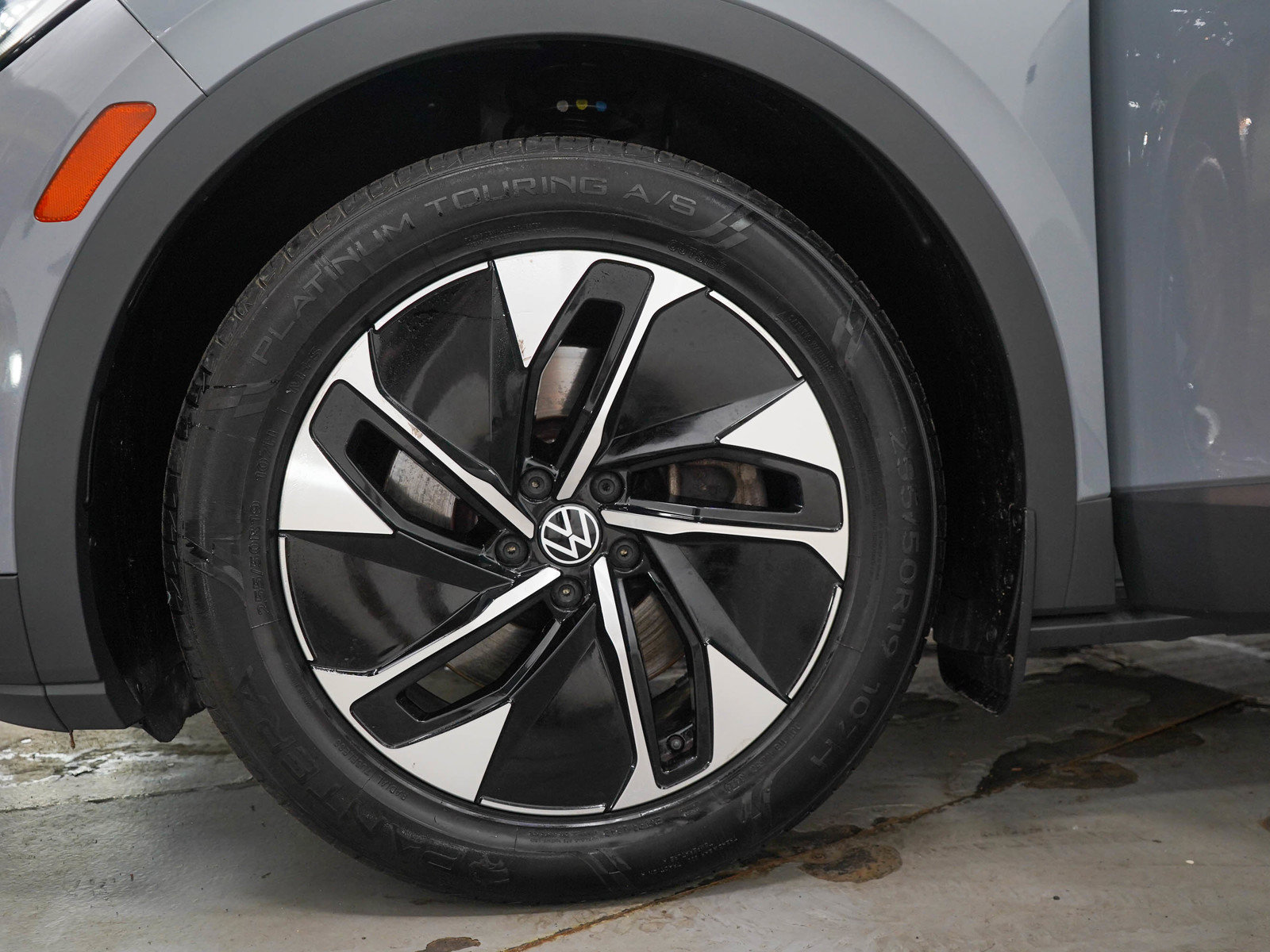 Used 2021 Volkswagen ID.4 Pro S RWD image 28