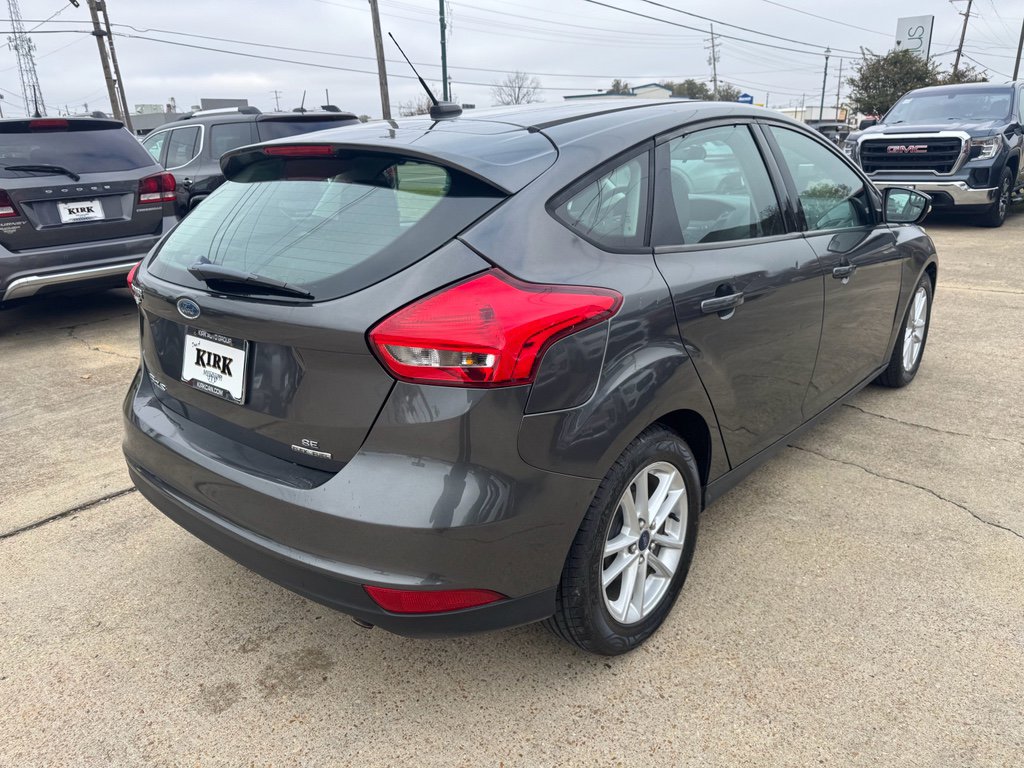 Used 2015 Ford Focus SE image 5