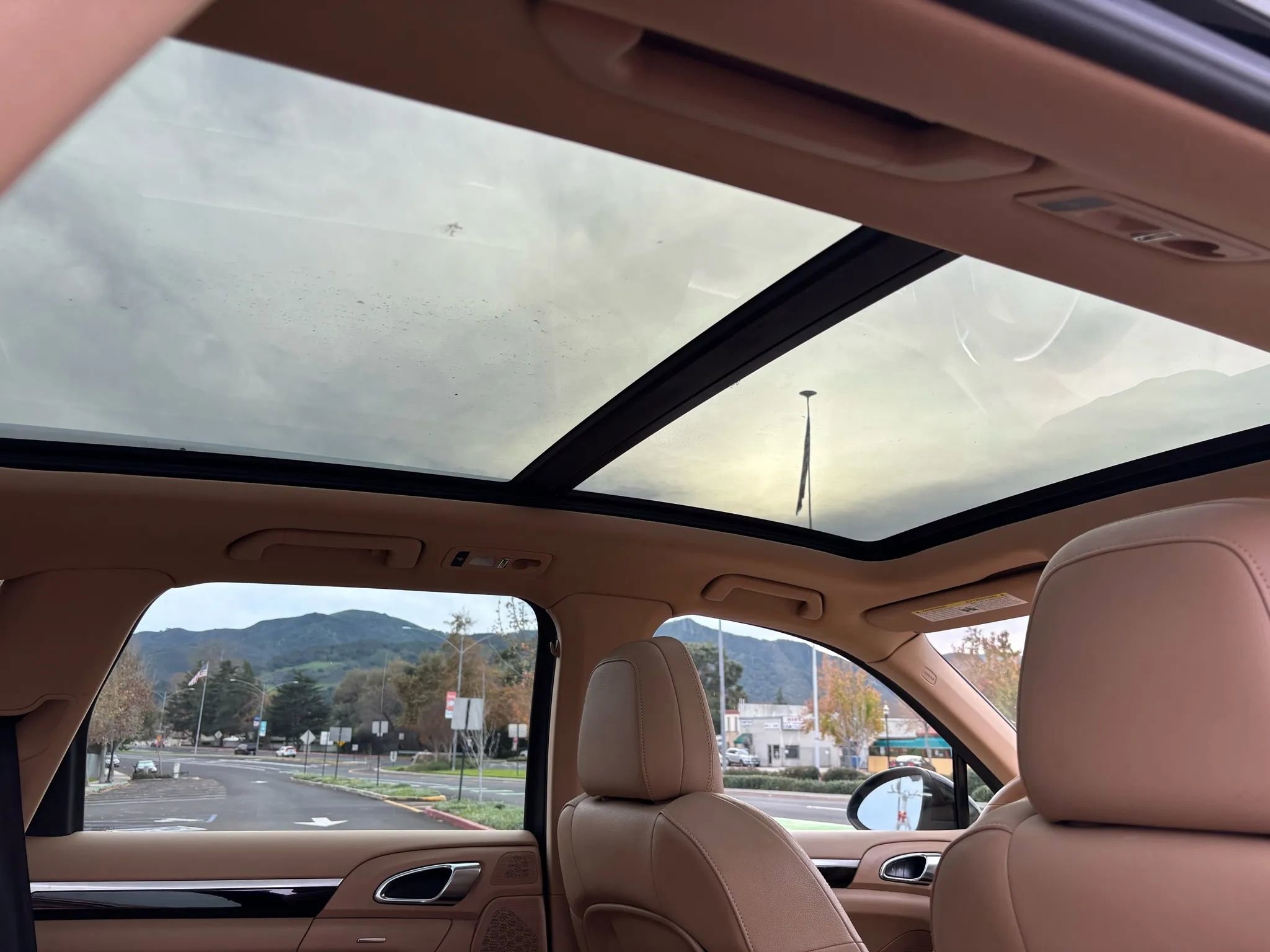 Used 2014 Porsche Cayenne S image 15