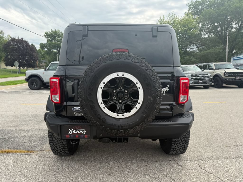 Used 2023 Ford Bronco Black Diamond w/ Sasquatch Package AWD/4WD image 6