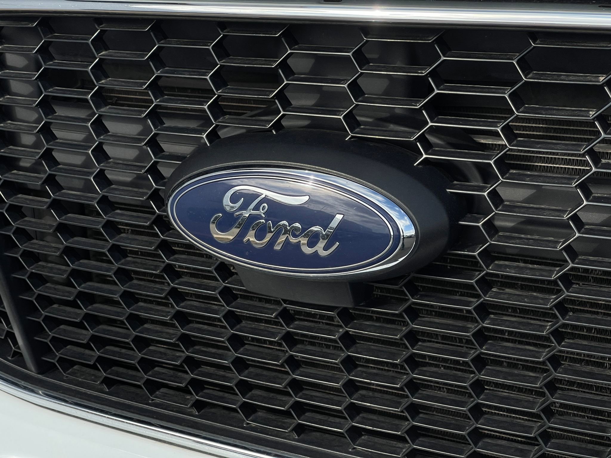 Used 2022 Ford Transit 350 XLT image 35