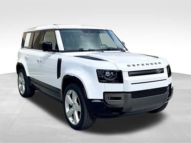 New 2025 Land Rover Defender 110 X-Dynamic SE image 7