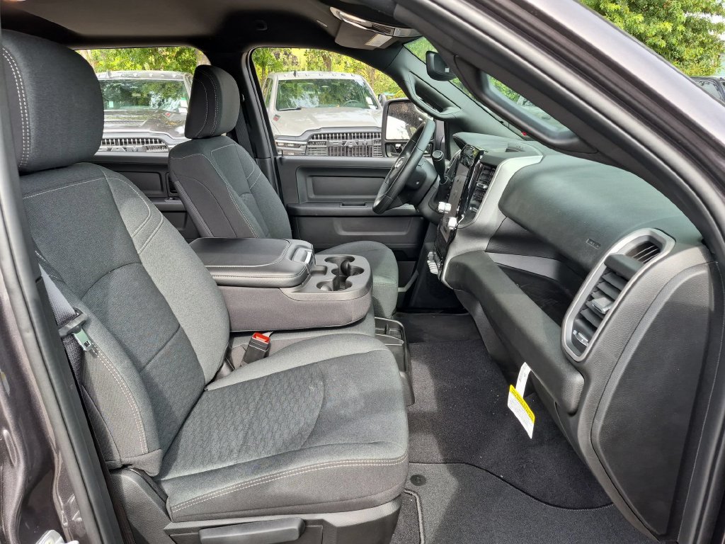 New 2026 RAM 3500 Tradesman AWD/4WD image 16