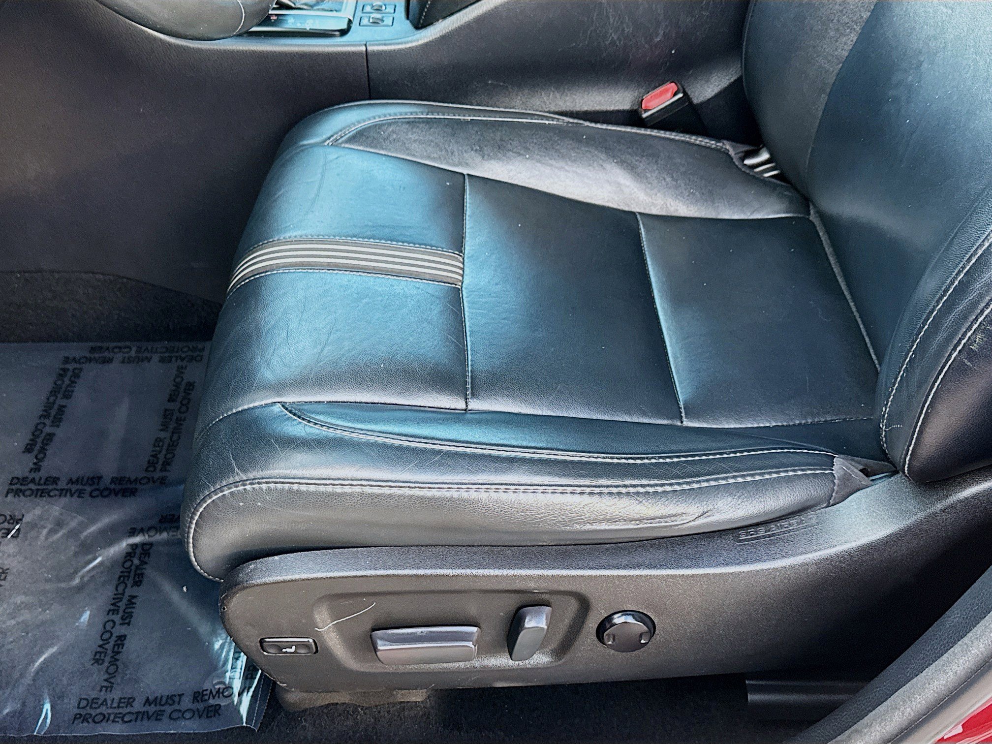 Used 2018 Toyota Highlander SE image 19