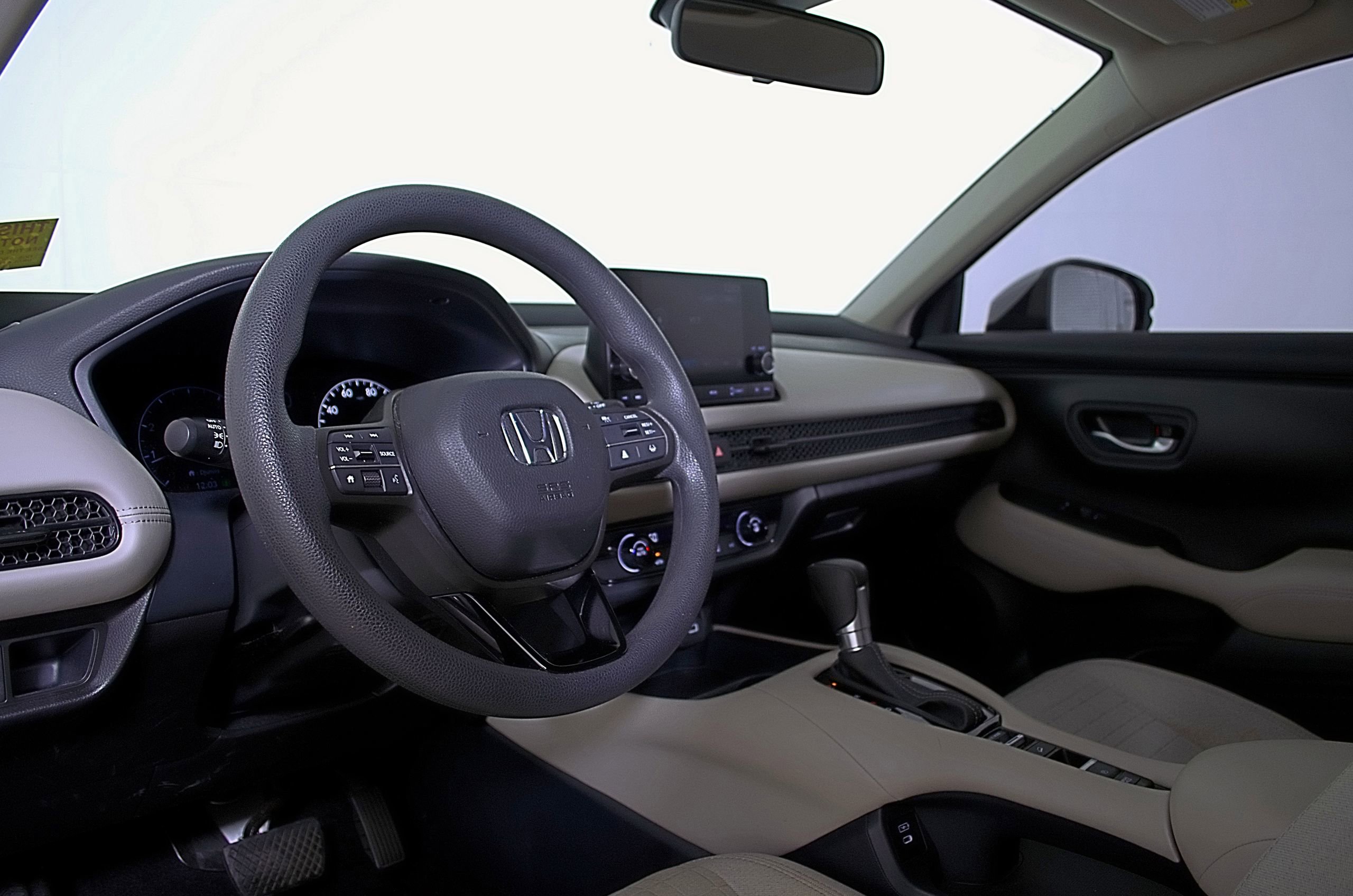 Used 2025 Honda HR-V LX image 20