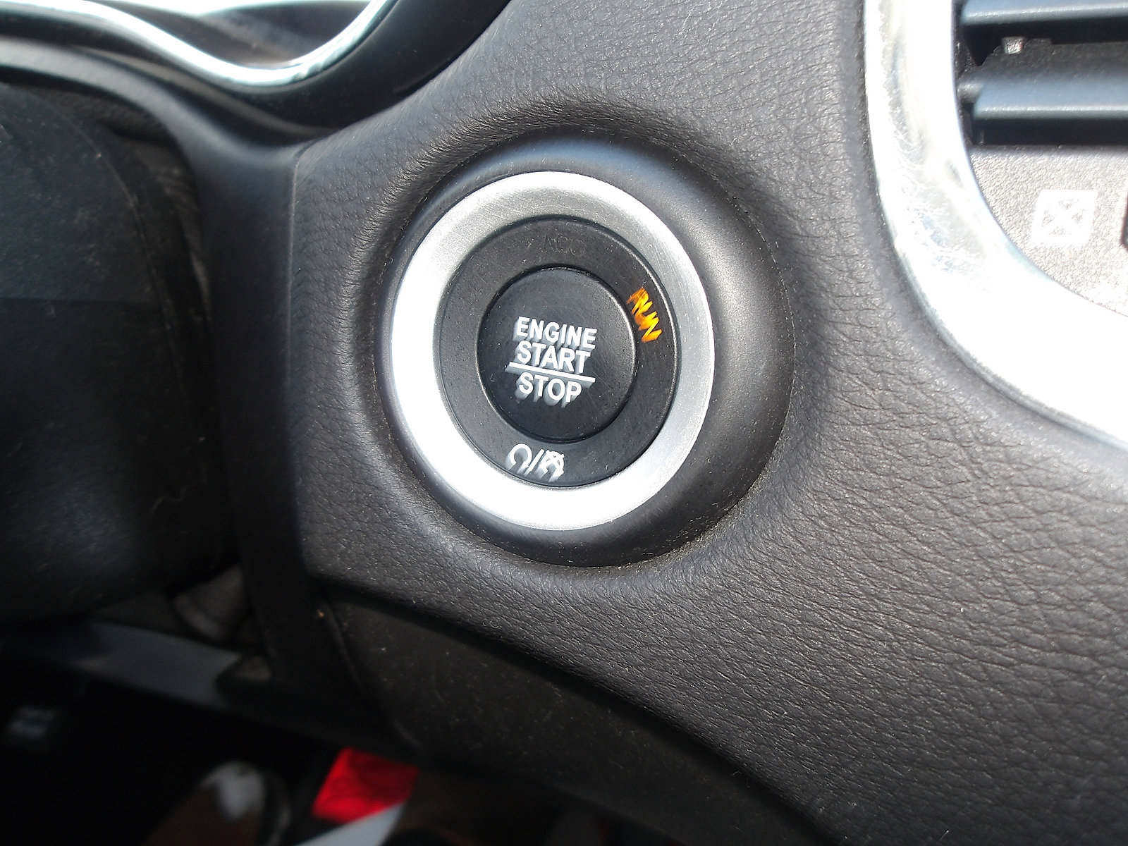 Used 2017 Dodge Durango SXT w/ 3rd Row Seating Group image 22