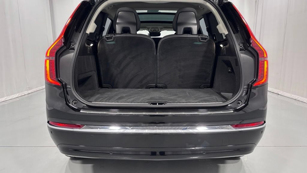 Certified 2026 Volvo XC90 B6 Plus AWD/4WD image 28