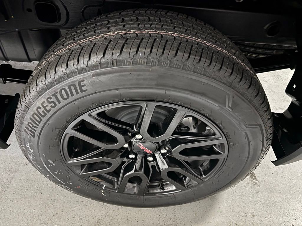 New 2026 GMC Sierra 1500 Elevation image 6
