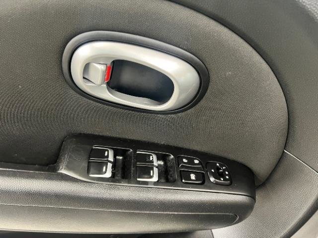 Used 2019 Kia Soul FWD image 10
