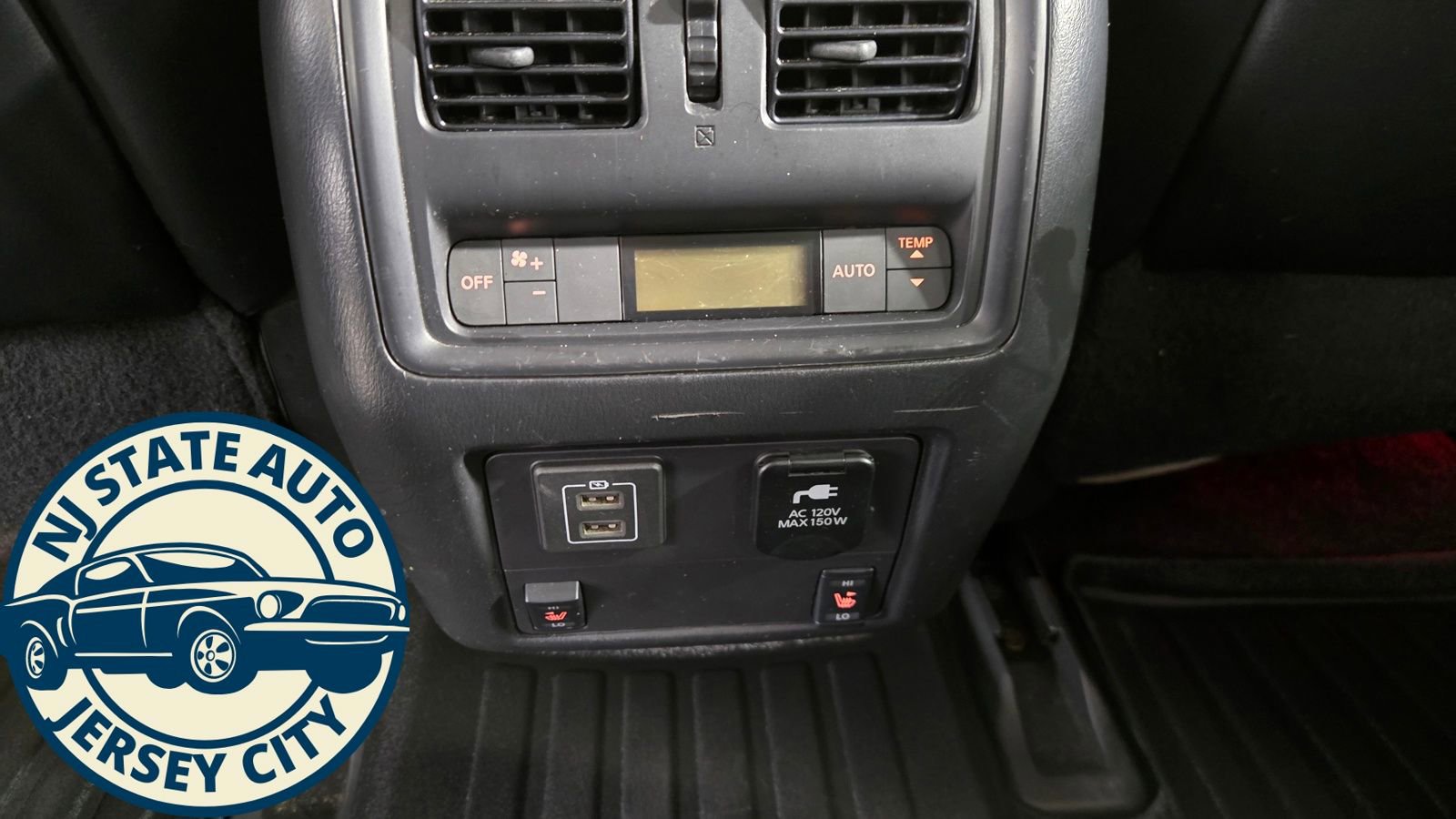 Used 2018 Nissan Pathfinder SL w/ SL Premium Package image 34