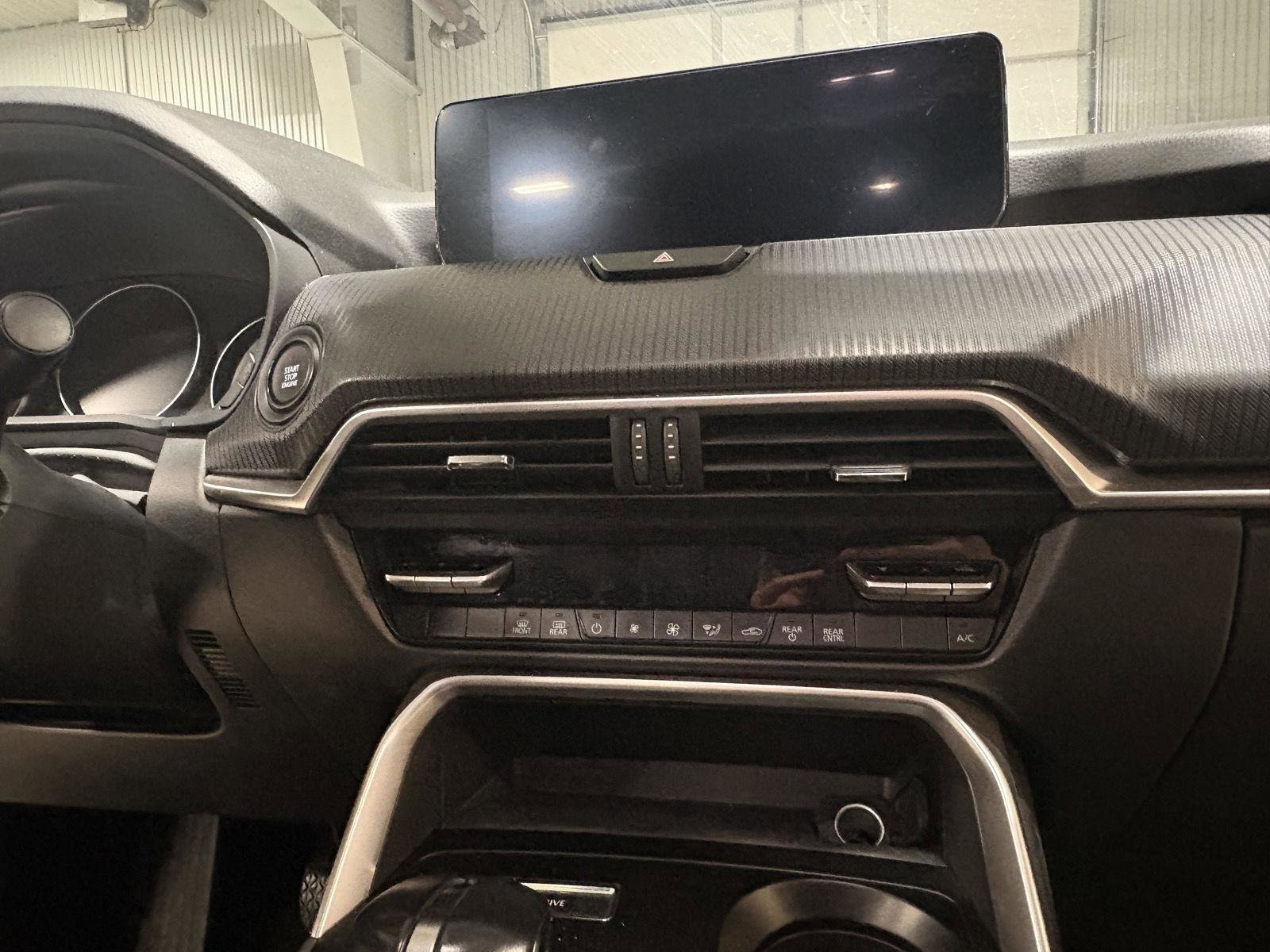 Used 2024 MAZDA CX-90 3.3 Turbo w/ Select Package image 13