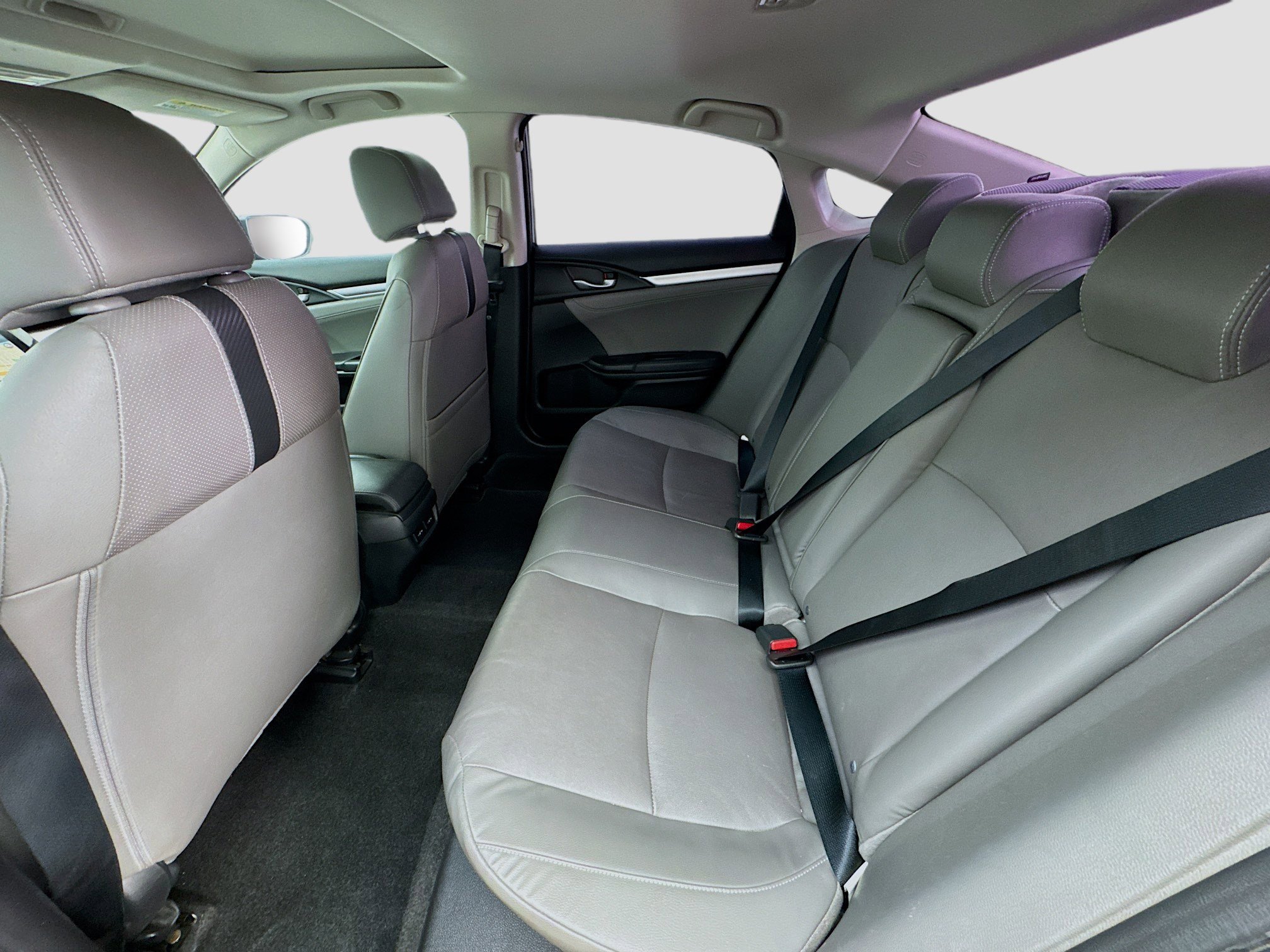 Used 2016 Honda Civic Touring image 16