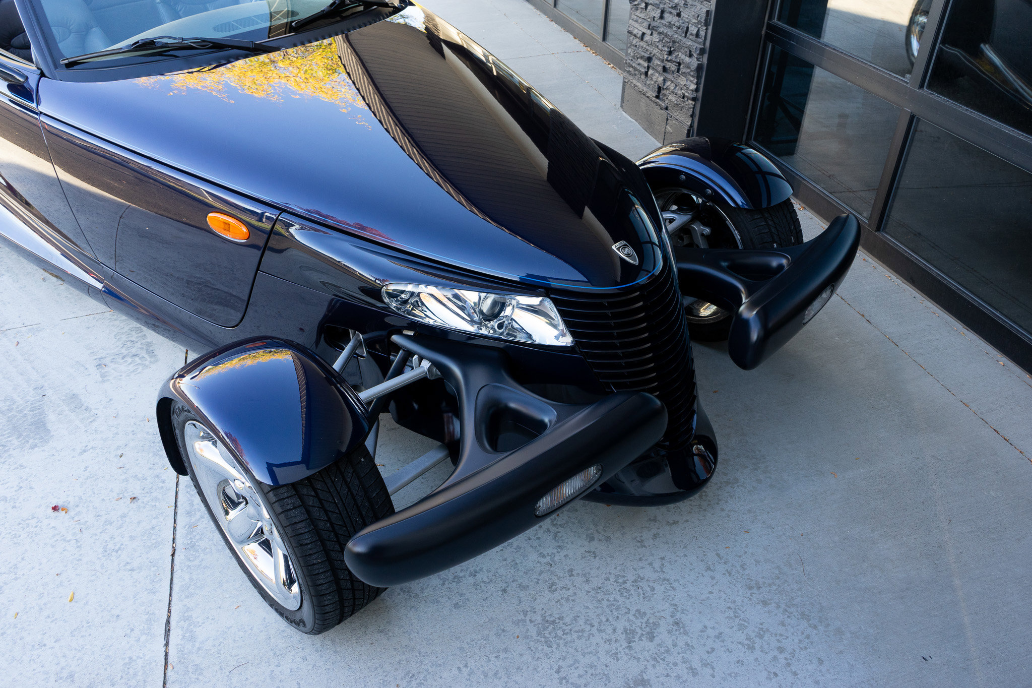 Used 2001 Chrysler Prowler image 15