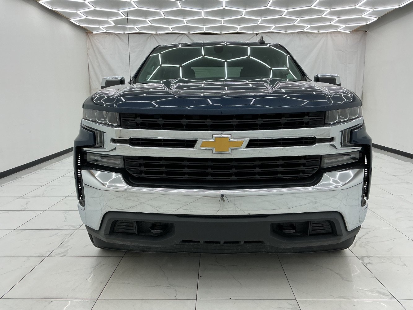 Used 2022 Chevrolet Silverado 1500 LT AWD/4WD image 5