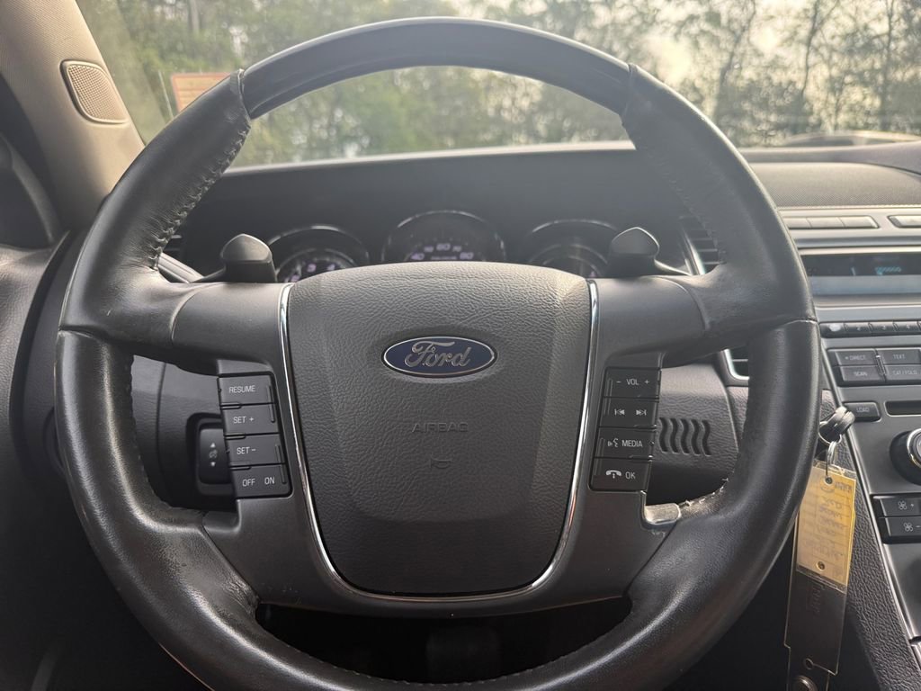 Used 2012 Ford Taurus Limited image 21
