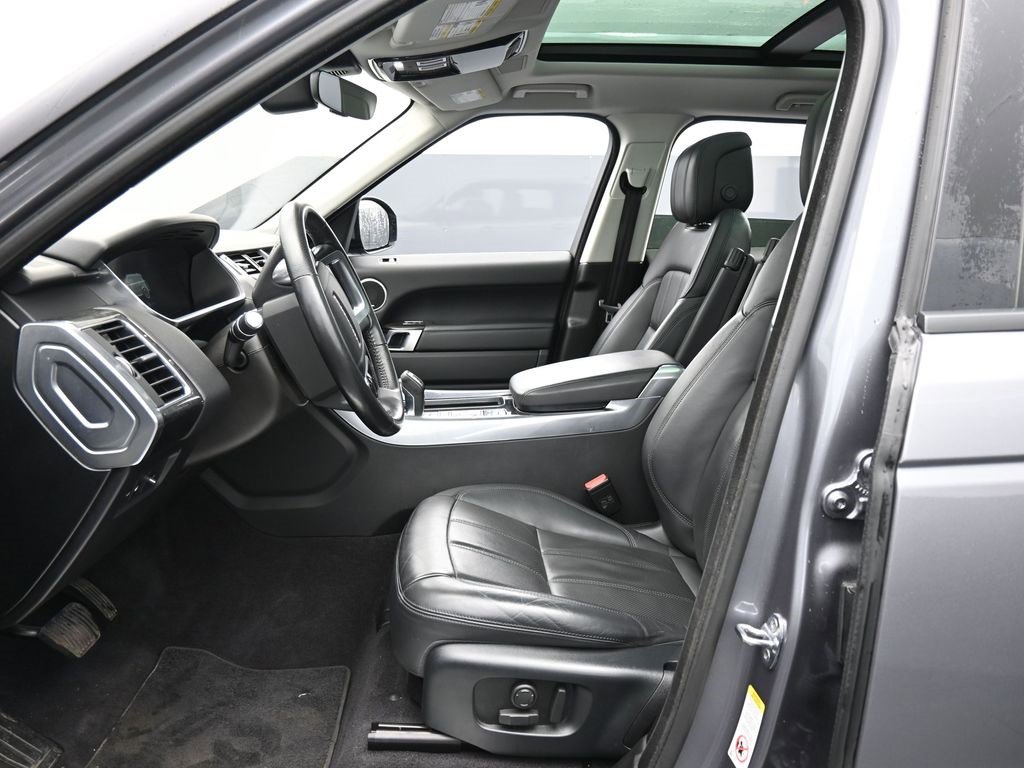 Used 2020 Land Rover Range Rover Sport HSE image 33