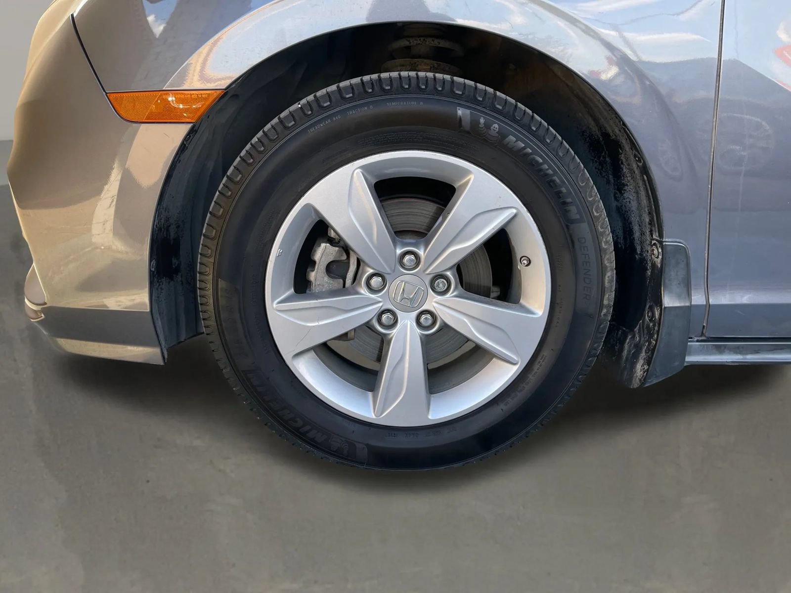 Used 2018 Honda Odyssey EX-L image 9