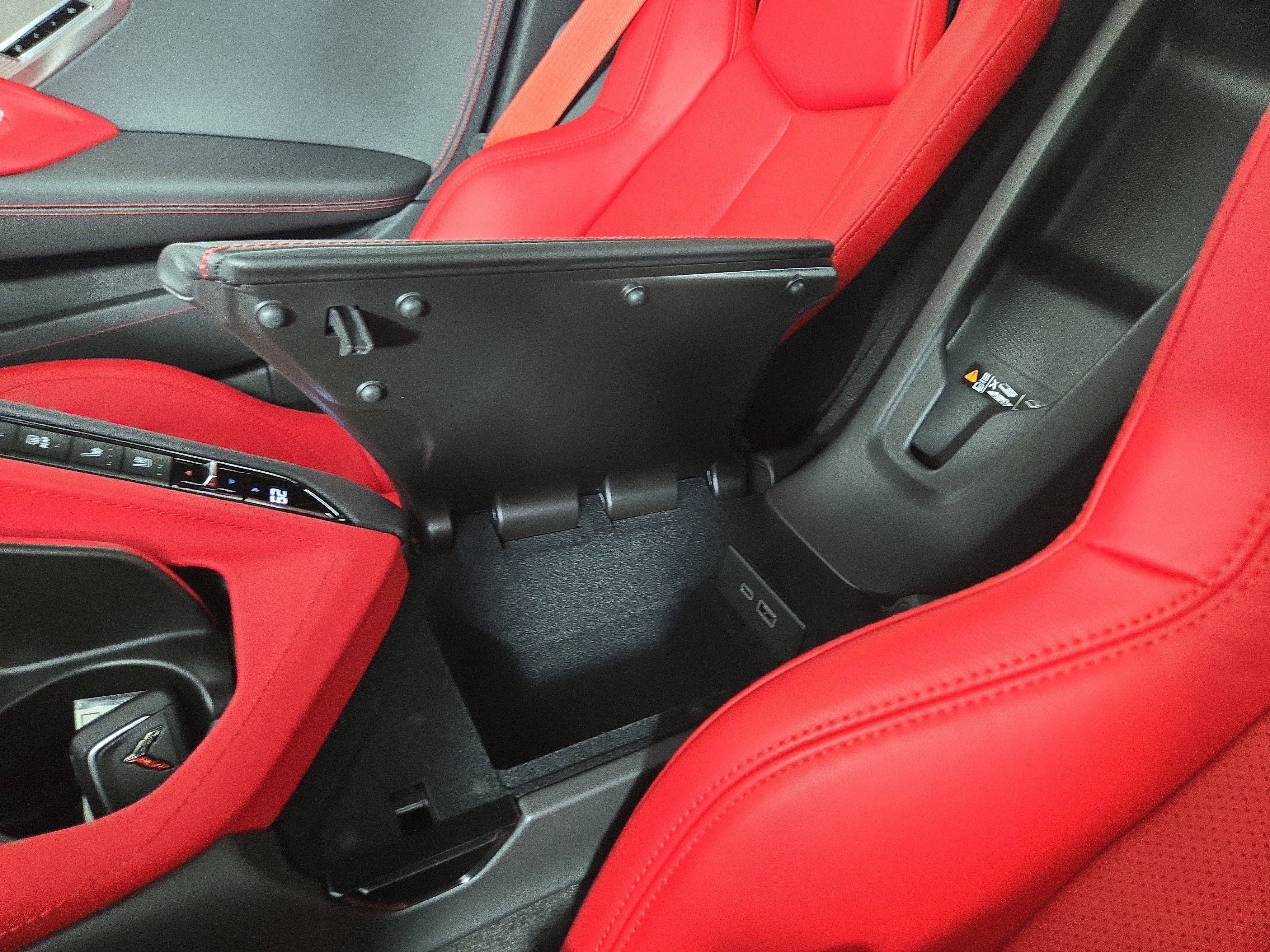 New 2025 Chevrolet Corvette E-Ray w/ Battery Protection Package image 24