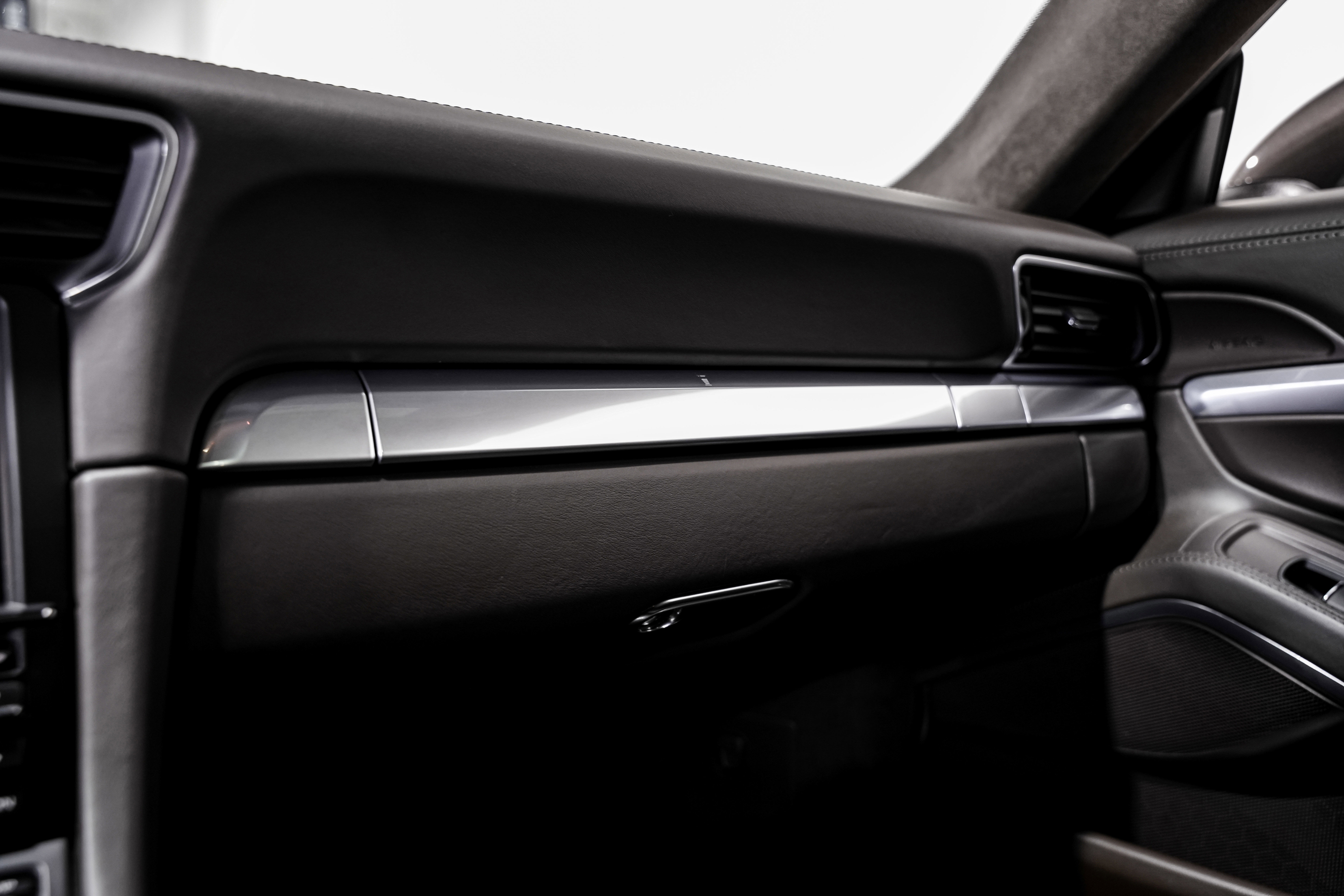 Used 2014 Porsche 911 Carrera S image 17