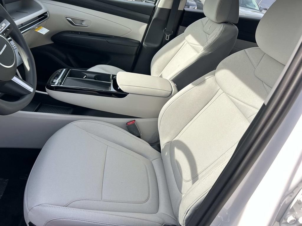 New 2026 Hyundai Tucson Blue SE w/ Tow & Go Package image 14