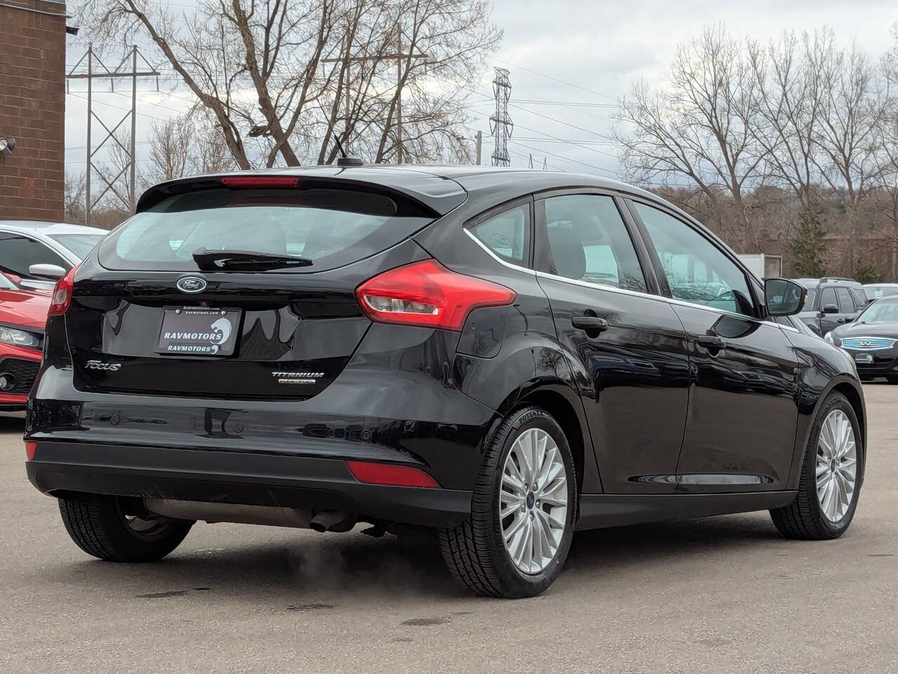 Used 2016 Ford Focus Titanium w/ Titanium Technology Package image 11