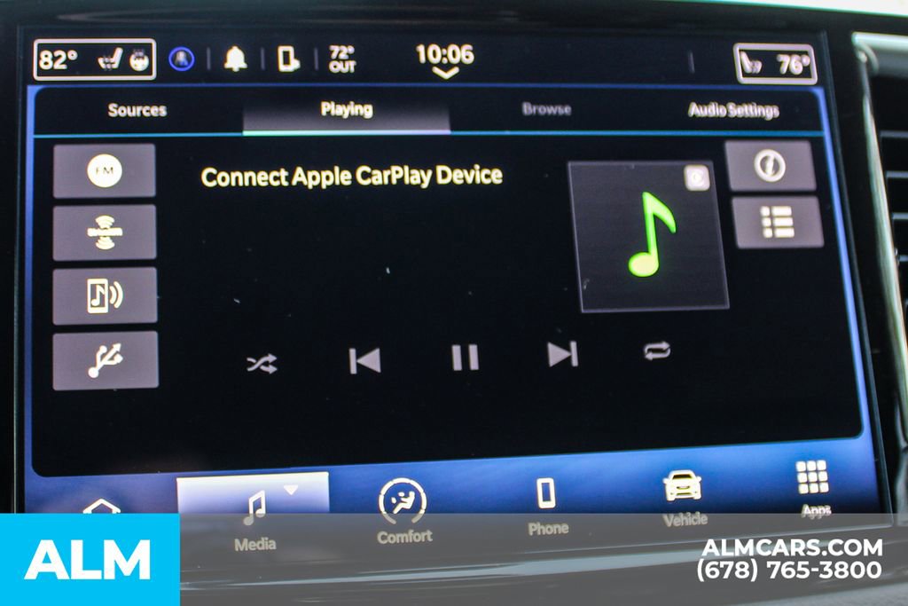 Used 2024 Chrysler Pacifica Touring-L image 31