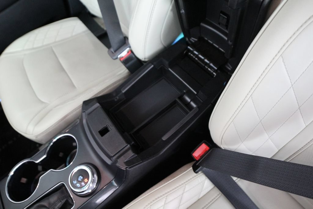 Used 2018 Ford Explorer Platinum AWD/4WD image 31