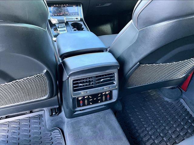 Used 2026 Audi SQ8 Prestige AWD/4WD image 26