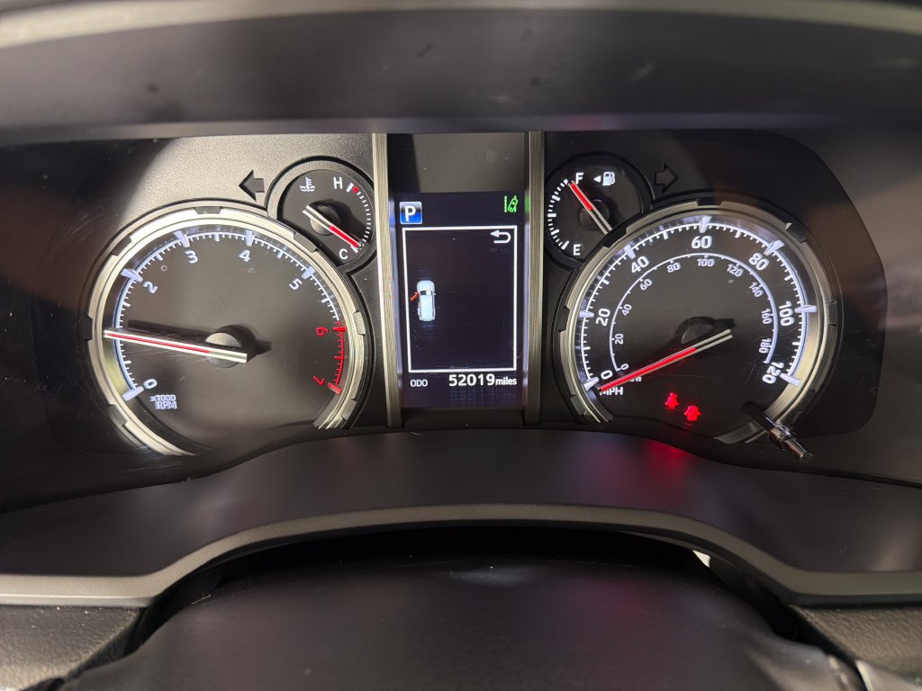 Used 2024 Toyota 4Runner TRD Off-Road Premium AWD/4WD image 11