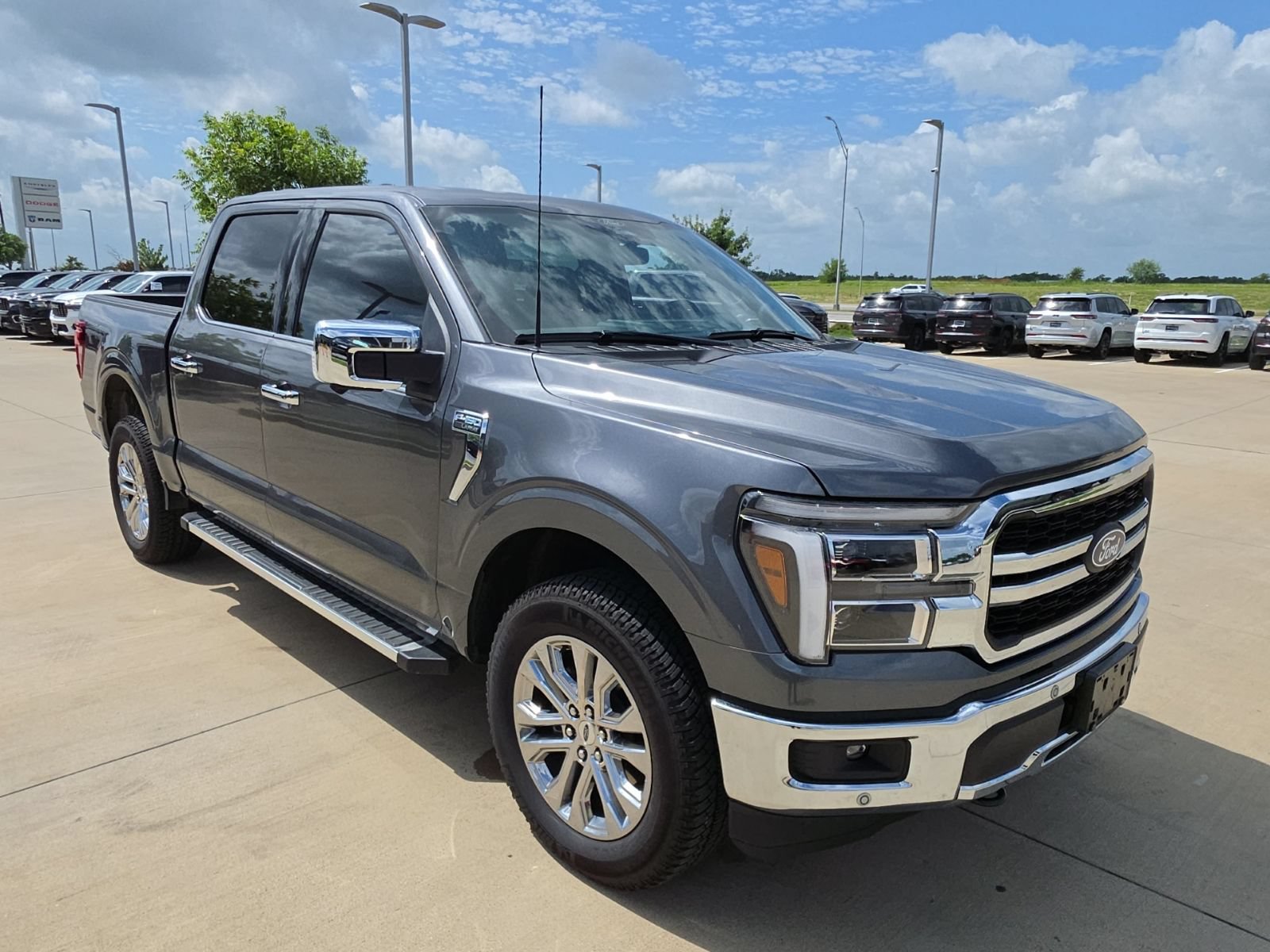 Used 2025 Ford F150 Lariat w/ Equipment Group 501A Mid AWD/4WD image 7