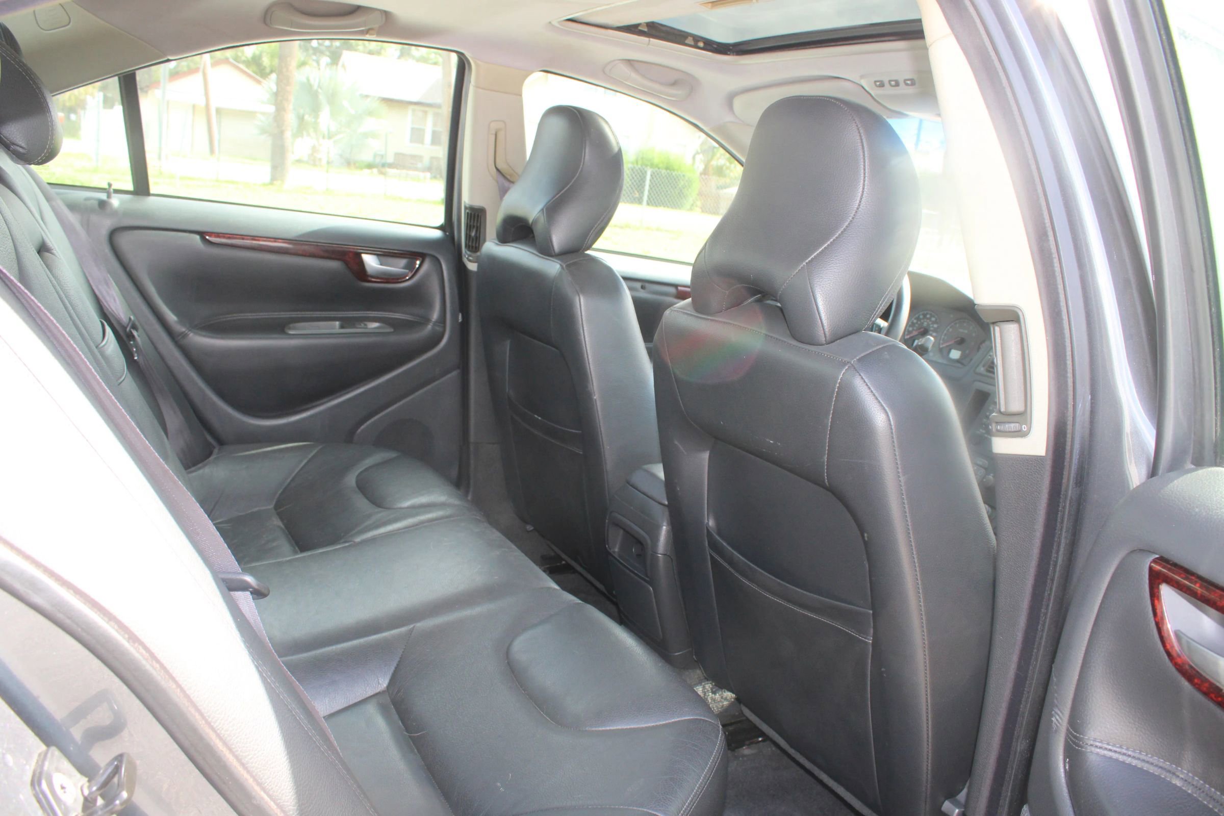 Used 2003 Volvo S60 2.4 FWD image 29