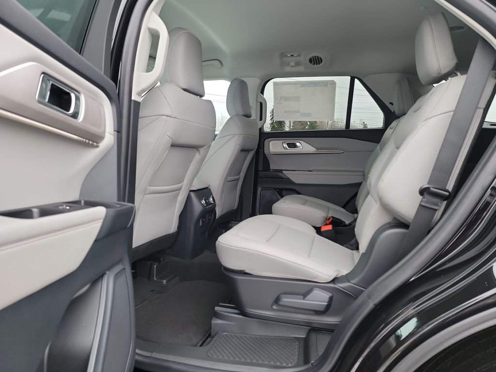 New 2026 Ford Explorer Active w/ Active Comfort Package AWD/4WD image 25