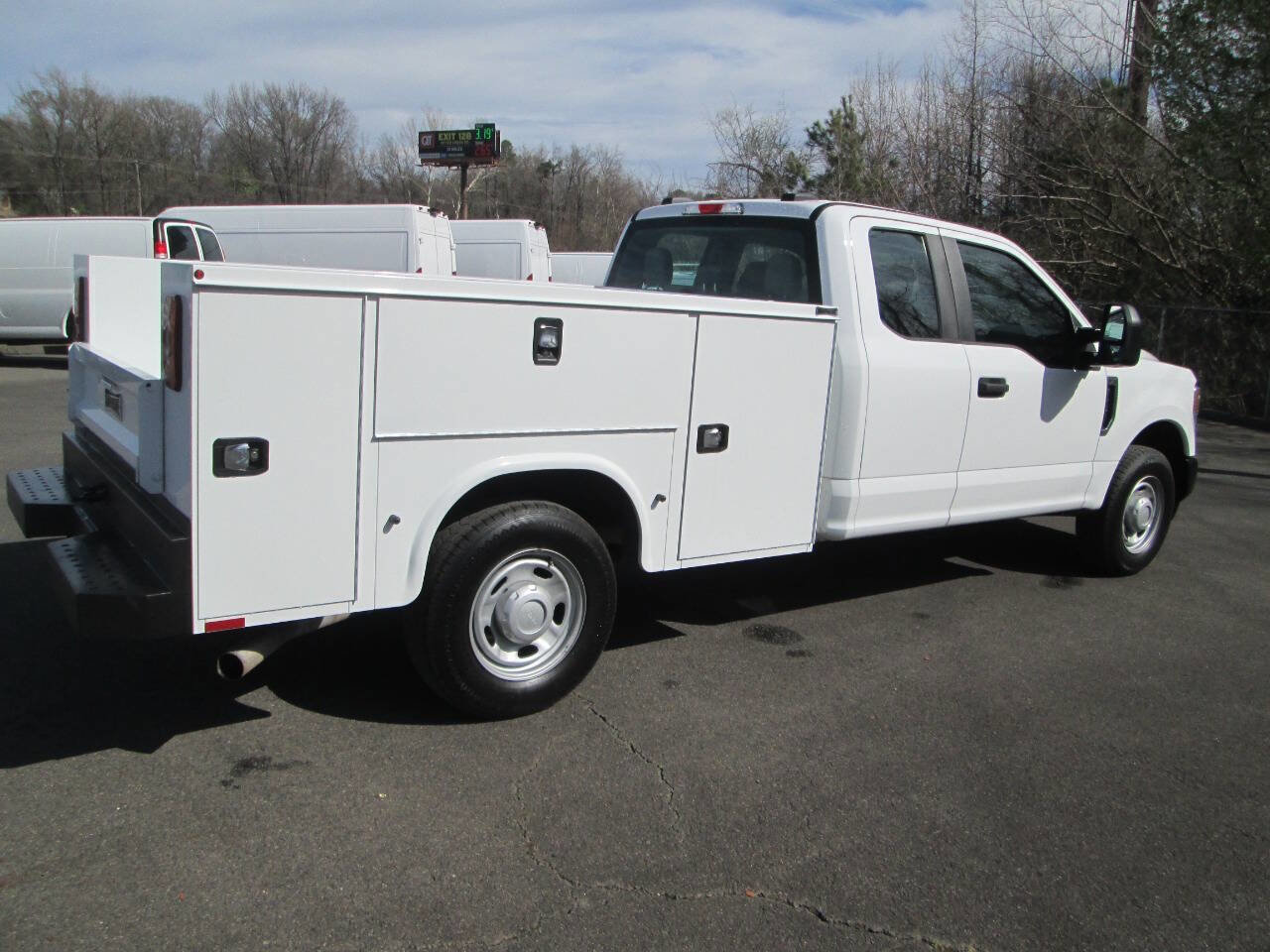 Used 2021 Ford F250 XL w/ Power Equipment Group image 3