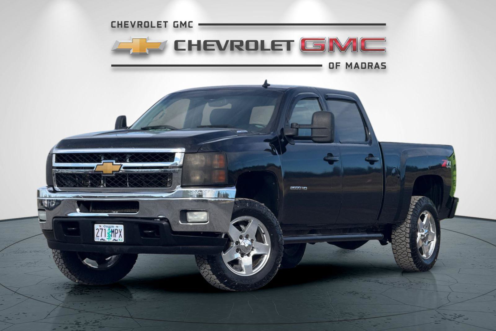 Used 2011 Chevrolet Silverado 2500 LTZ w/ LTZ Plus Package AWD/4WD image 7