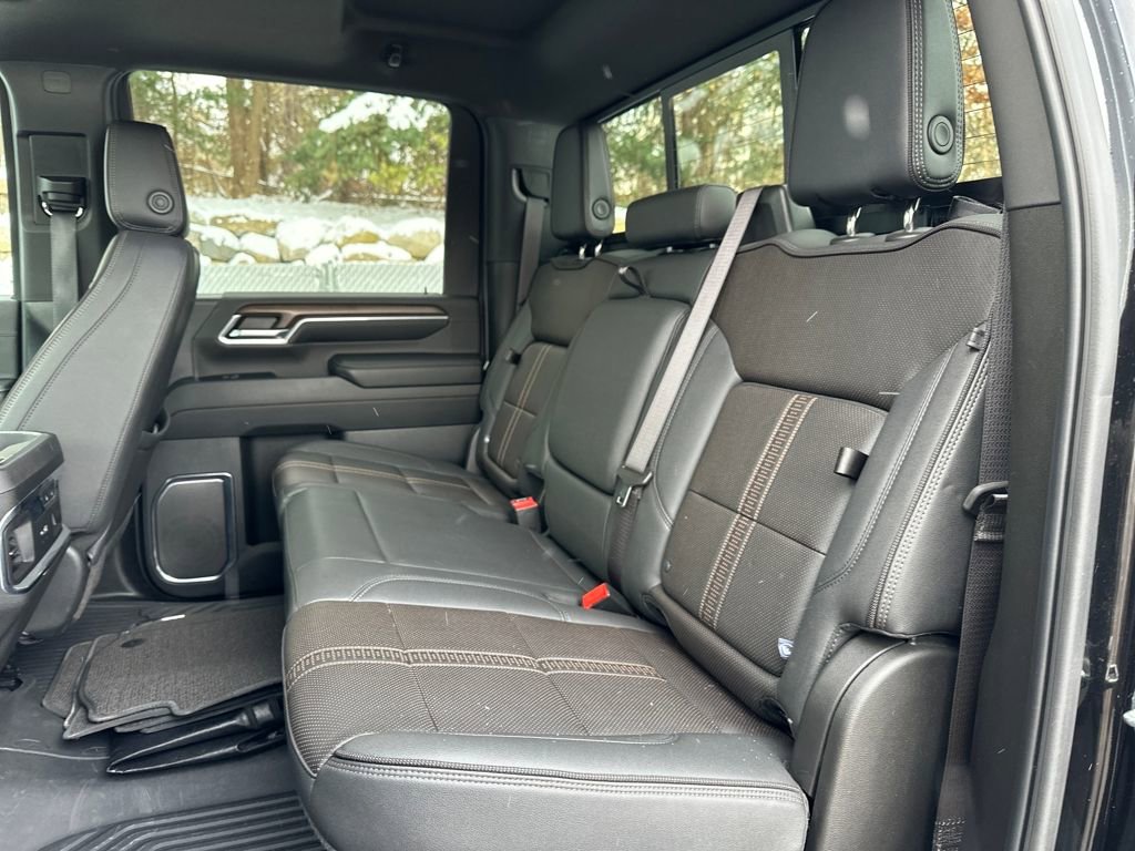 Certified 2024 Chevrolet Silverado 2500 High Country w/ High Country Premium Package image 35