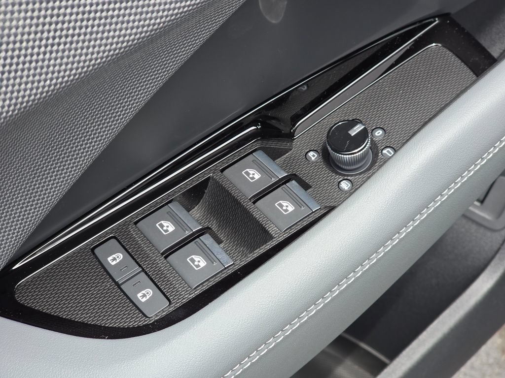 New 2026 Audi Q3 quattro 2.0T AWD/4WD image 19