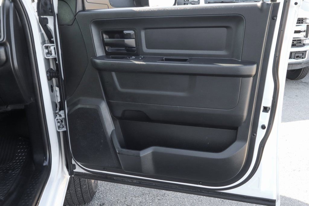 Used 2020 RAM 3500 Tradesman w/ Chrome Appearance Group image 46