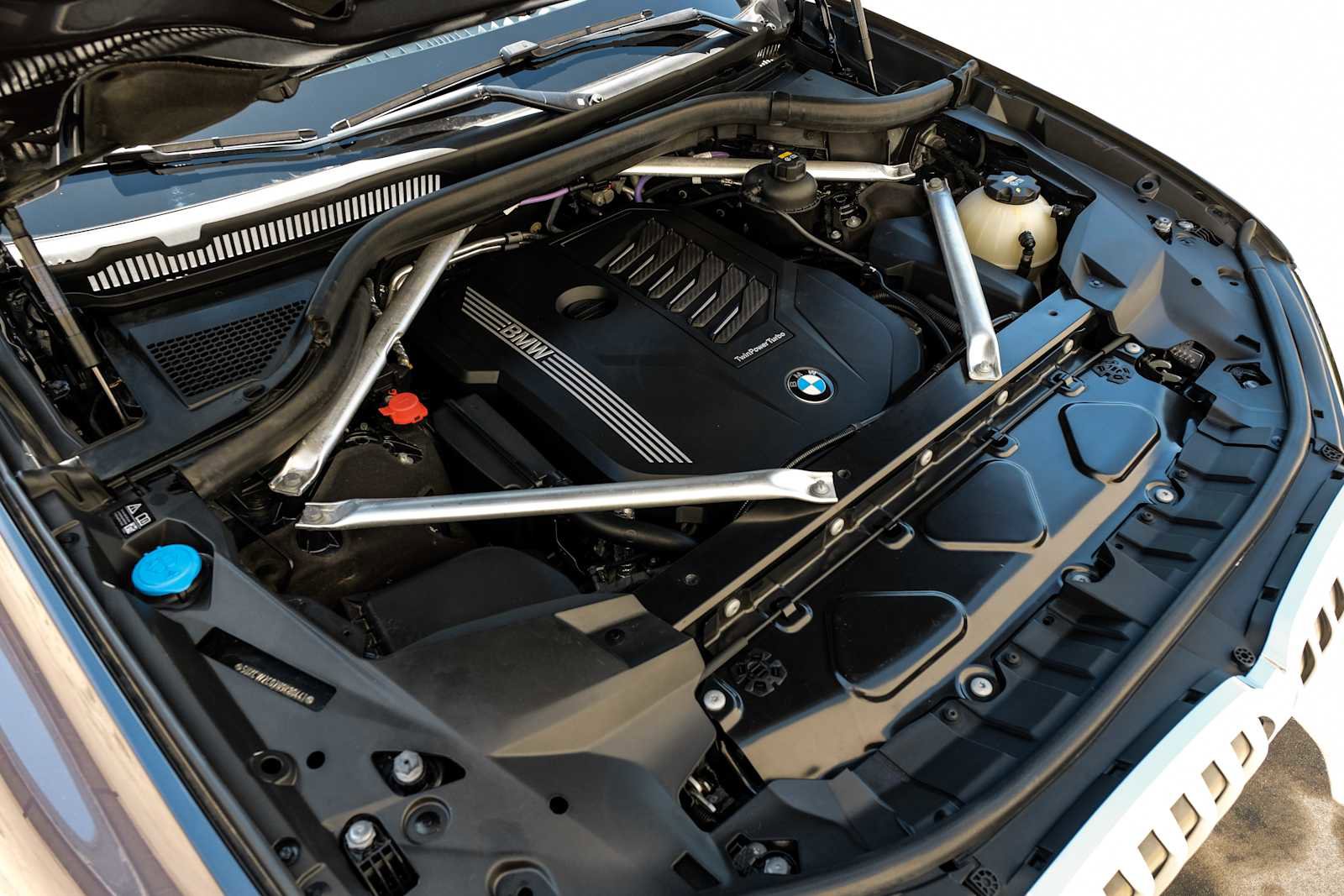 Used 2022 BMW X7 xDrive40i w/ Premium Package image 51