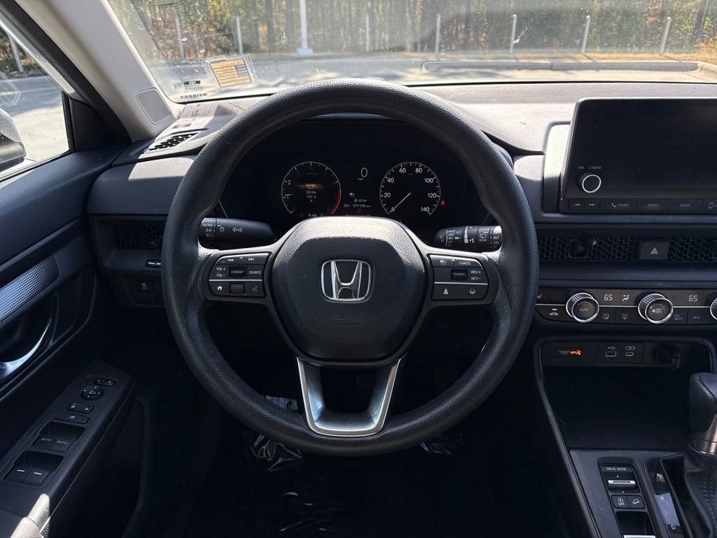 Used 2023 Honda CR-V EX image 18