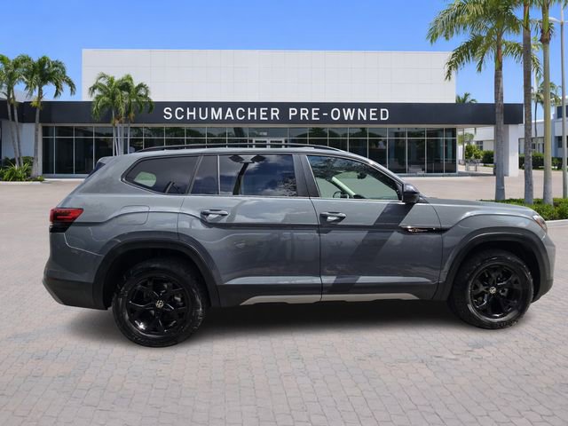 Certified 2025 Volkswagen Atlas Peak Edition SE image 8